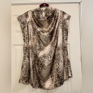 Emily Wonder Women’s Animal Print Crowl Neck &. Cap Sleeves 3X Blouse.      1818